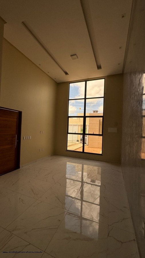 Casa, 3 quartos, 131 m² - Foto 2