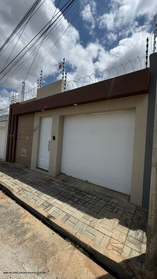 Casa, 3 quartos, 131 m² - Foto 1